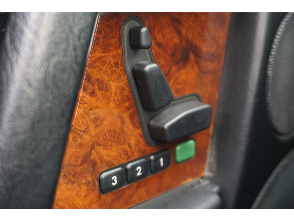 Mercedes-Benz SL-Klasse 300 SL-24 Automatische Airco l Memory l Alarm l Automatische antenne l Windschot l Stoelverwarming l 5 Traps automaat l 31956945-116.jpg | Sterdome B.V.