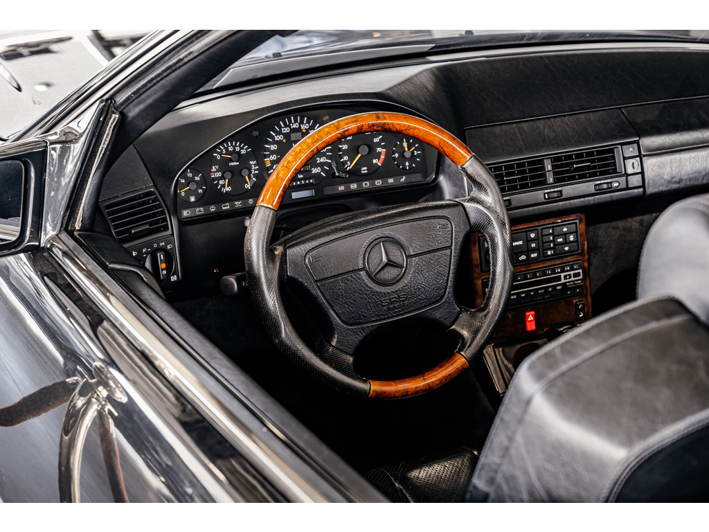 Mercedes-Benz SL-Klasse 300 SL-24 Automatische Airco l Memory l Alarm l Automatische antenne l Windschot l Stoelverwarming l 5 Traps automaat l 31956945-127.jpg | Sterdome B.V.
