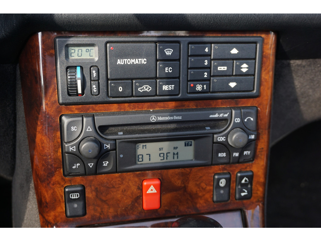 Mercedes-Benz SL-Klasse 300 SL-24 Automatische Airco l Memory l Alarm l Automatische antenne l Windschot l Stoelverwarming l 5 Traps automaat l 31956945-28.jpg | Sterdome B.V.