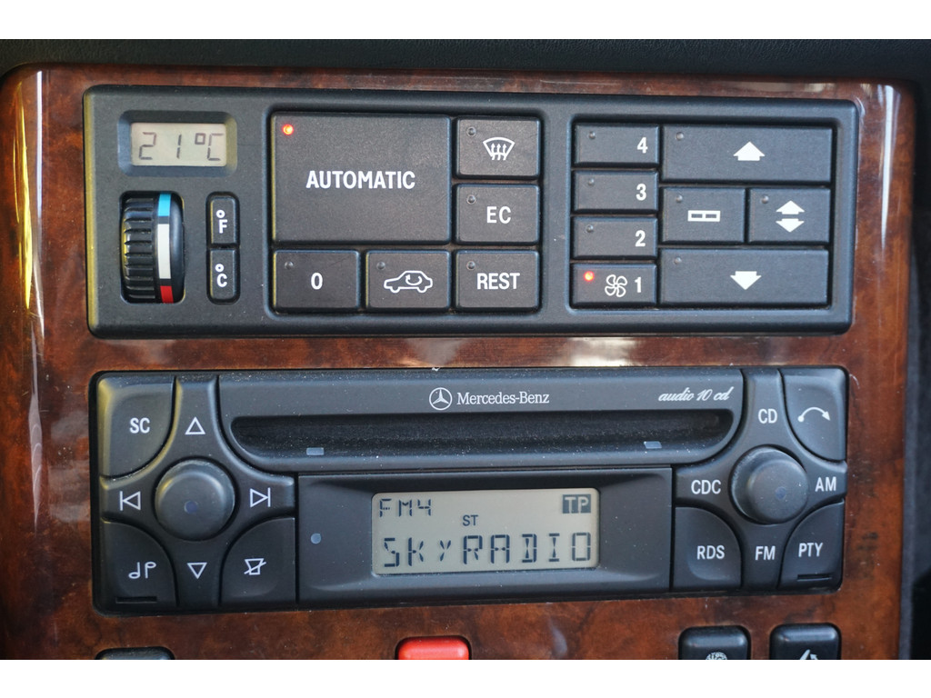 Mercedes-Benz SL-Klasse 300 SL-24 Automatische Airco l Memory l Alarm l Automatische antenne l Windschot l Stoelverwarming l 5 Traps automaat l 31956945-41.jpg | Sterdome B.V.