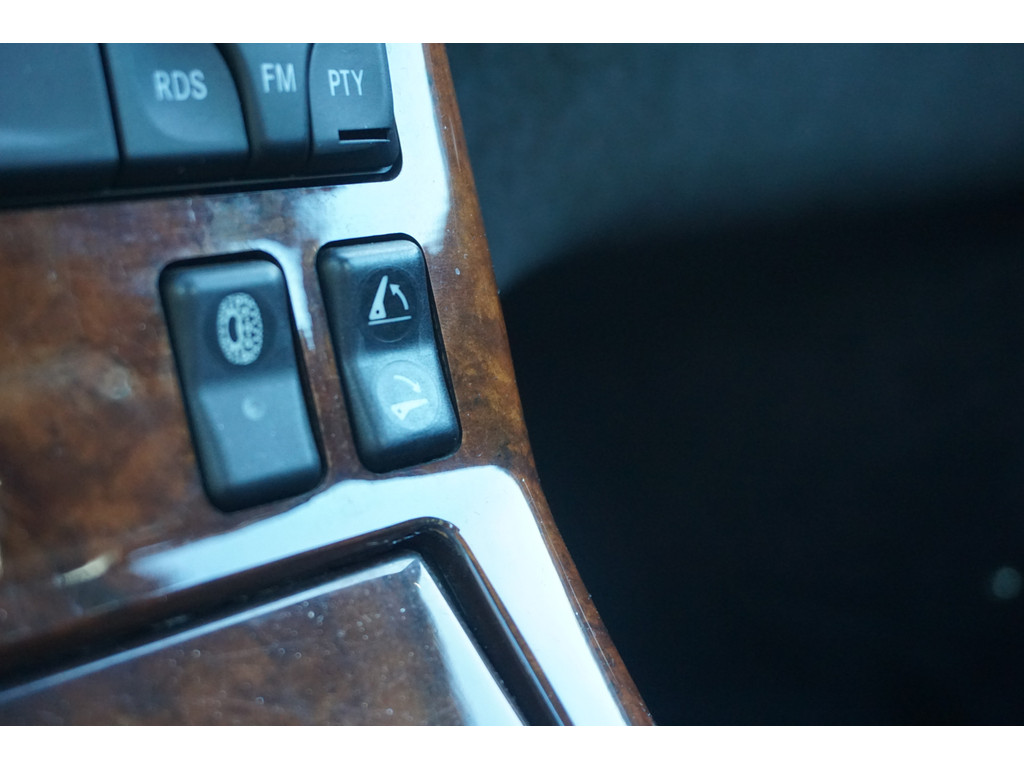 Mercedes-Benz SL-Klasse 300 SL-24 Automatische Airco l Memory l Alarm l Automatische antenne l Windschot l Stoelverwarming l 5 Traps automaat l 31956945-42.jpg | Sterdome B.V.