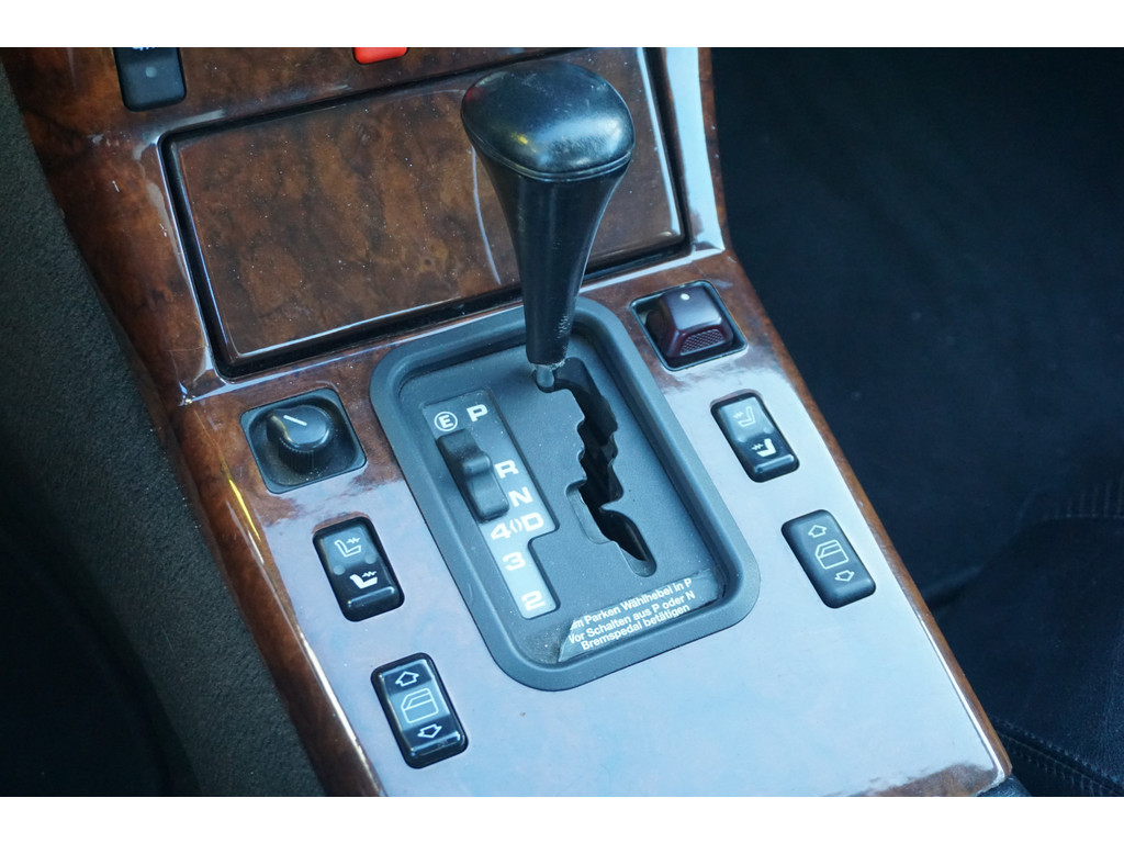 Mercedes-Benz SL-Klasse 300 SL-24 Automatische Airco l Memory l Alarm l Automatische antenne l Windschot l Stoelverwarming l 5 Traps automaat l 31956945-43.jpg | Sterdome B.V.