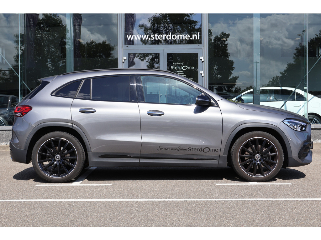 Mercedes-Benz GLA 180 AMG Line l Automaat I Achteruitrij camera l Tempomaat l Stoelverwarming l Sfeerverlichting l MBUX l Widescreen l Keyless Go 35500851-7.jpg | Sterdome B.V.